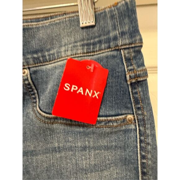 Spanx Straight Leg Pull On Jeans Vintage Indigo Wash Sz M NWT - Picture 6 of 10